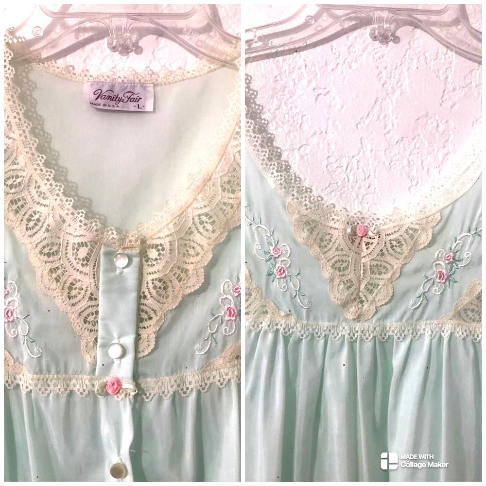 Vintage Vanity Fair Nightgown and Robe Set. Mint Green. Size L